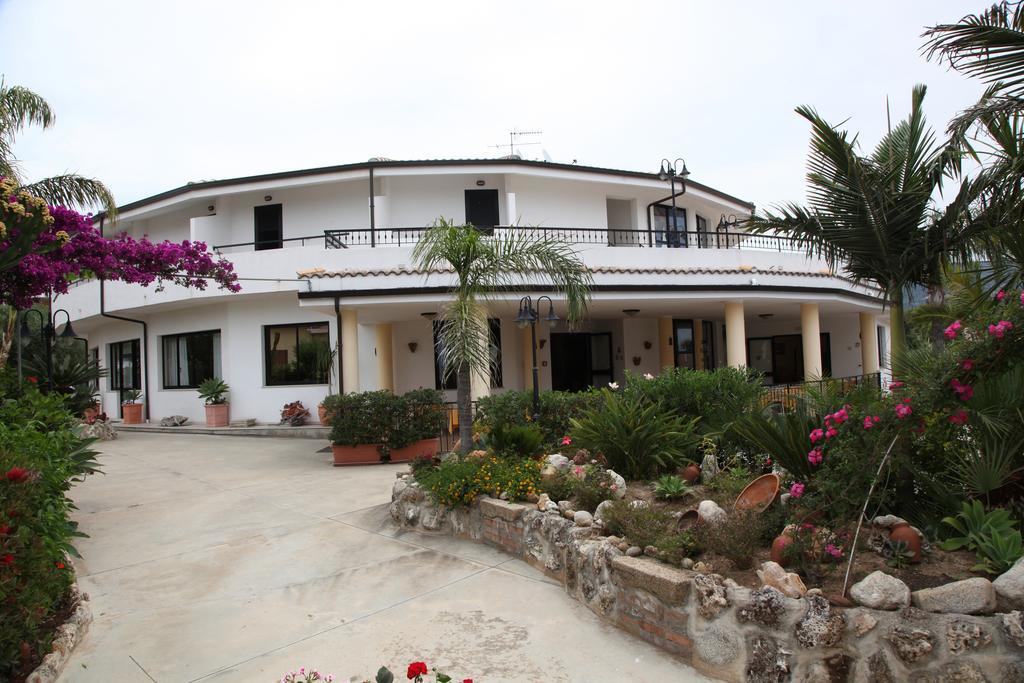 L'ancora Hotel